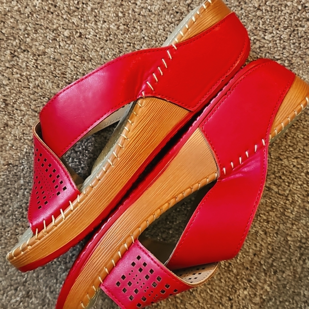 Sandals - Picture 6 of 15